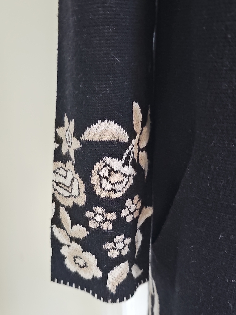 Maxsport Duster Black Floral-Trim Open Hooded Long Sweater, Size Medium - Picture 3 of 9